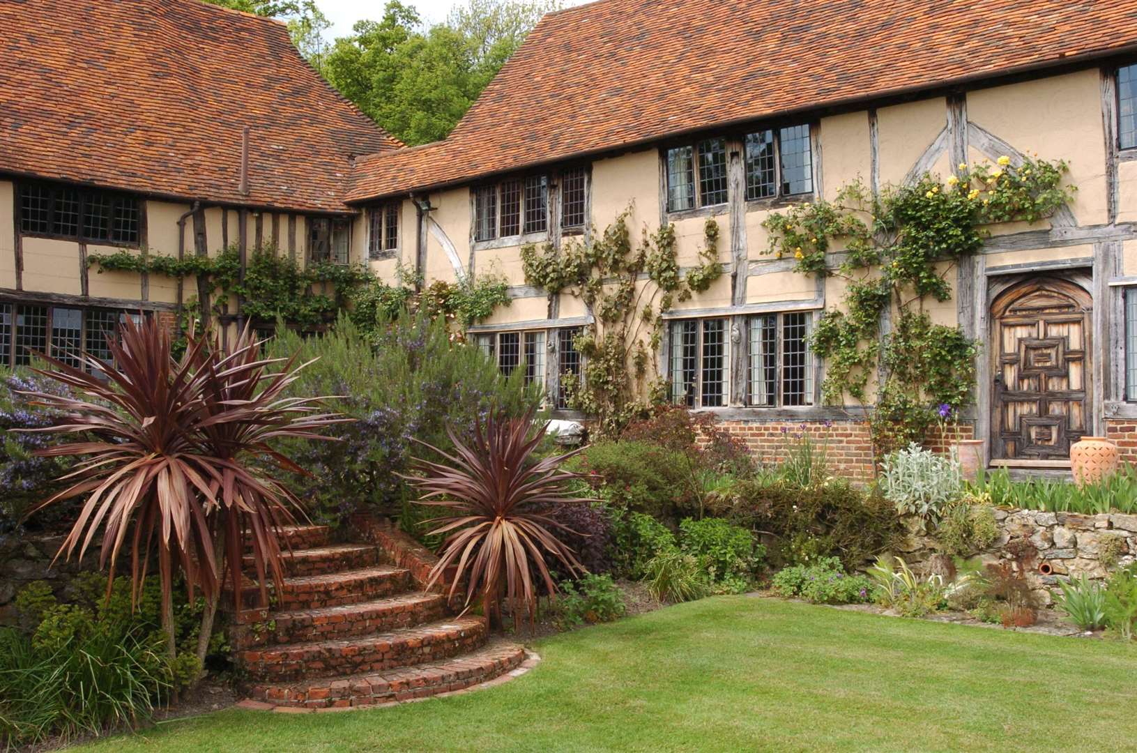 Long Barn in the parish of Sevenoaks Weald may have been Caxton's birthplace