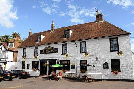 The Five Bells, Eastry