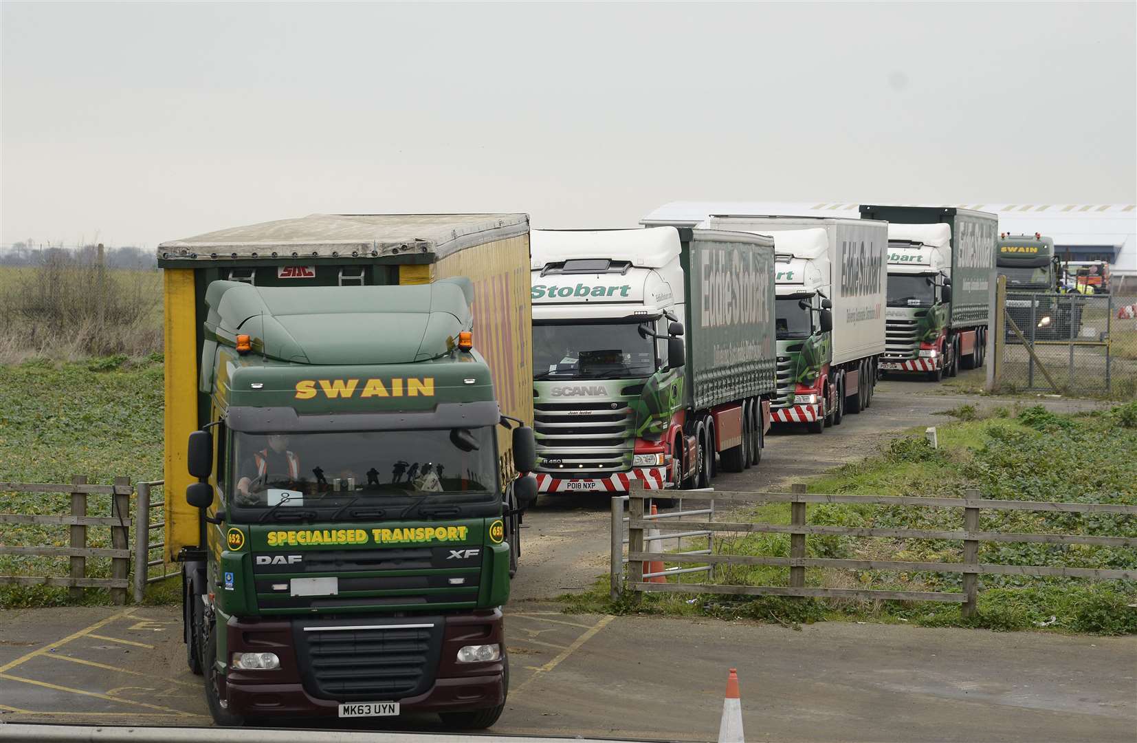 Manston Airport.Lorries lined up and leaving for Dover.Picture: Paul Amos. (6700229)