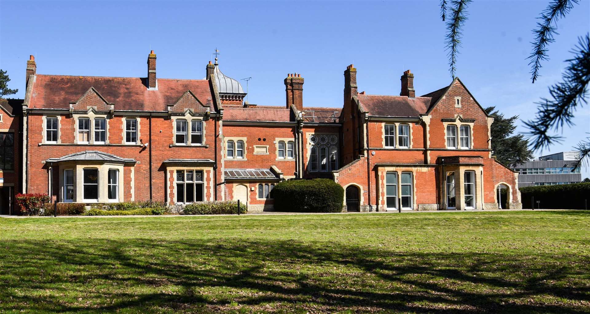 Oakwood House in Maidstone ‘back up and running’ as wedding venue