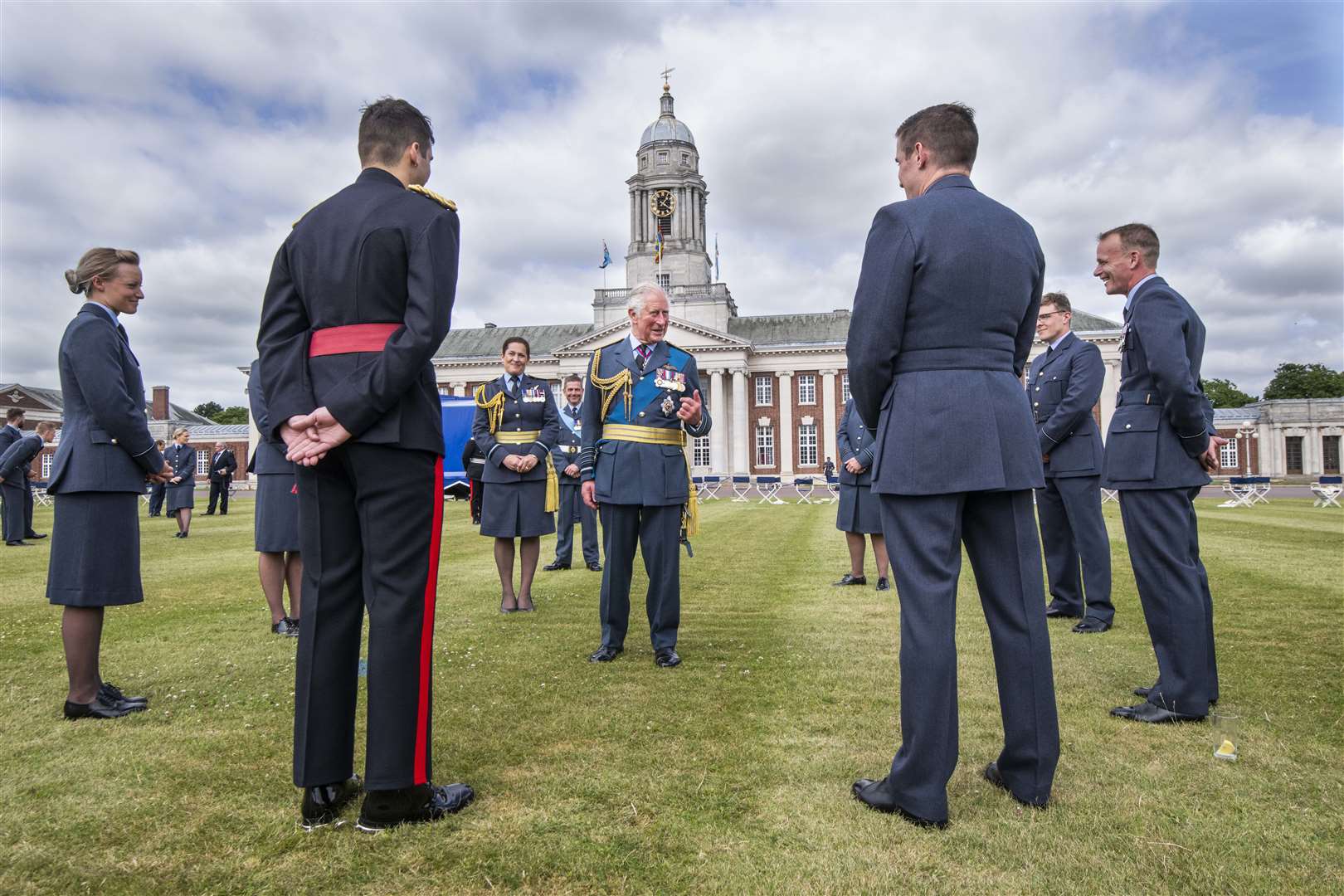 Charles talks to graduates at RAF College Cranwell (Julian Simmonds/Daily Telegraph/PA)