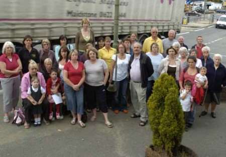 Cuxton residents at the impromptu public meeting to discuss road safety. Picture: BARRY CRAYFORD