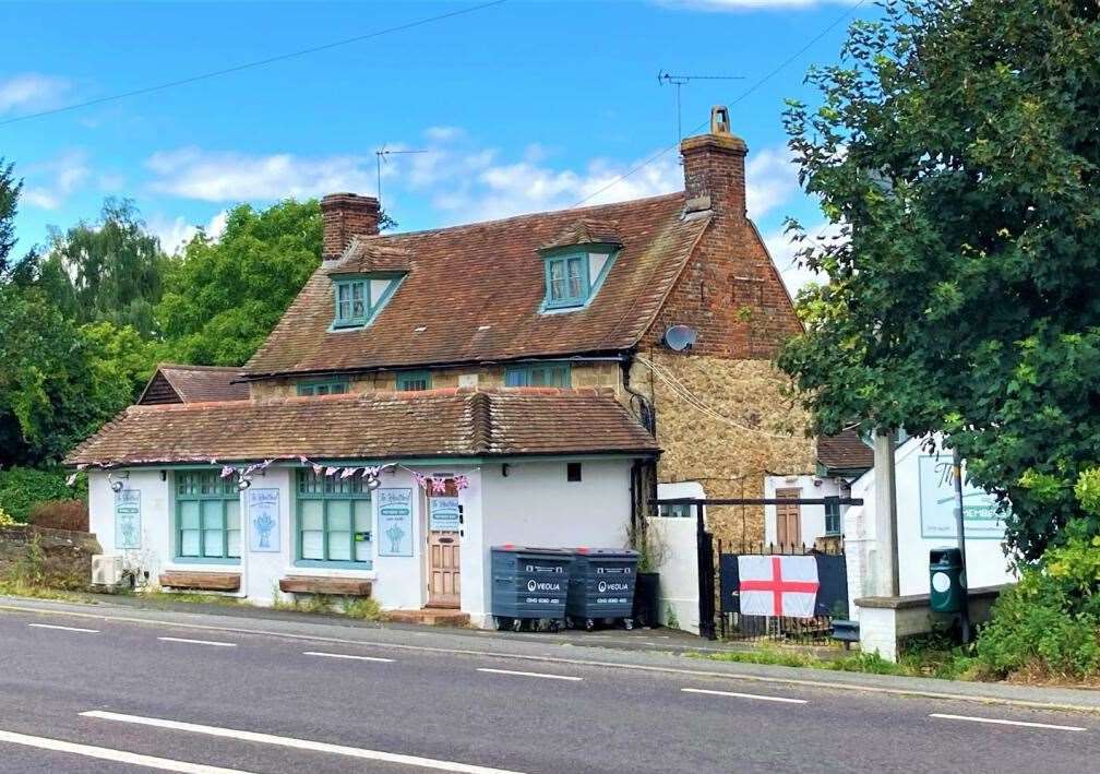 The Wheatsheaf pub on the A20 near West Malling