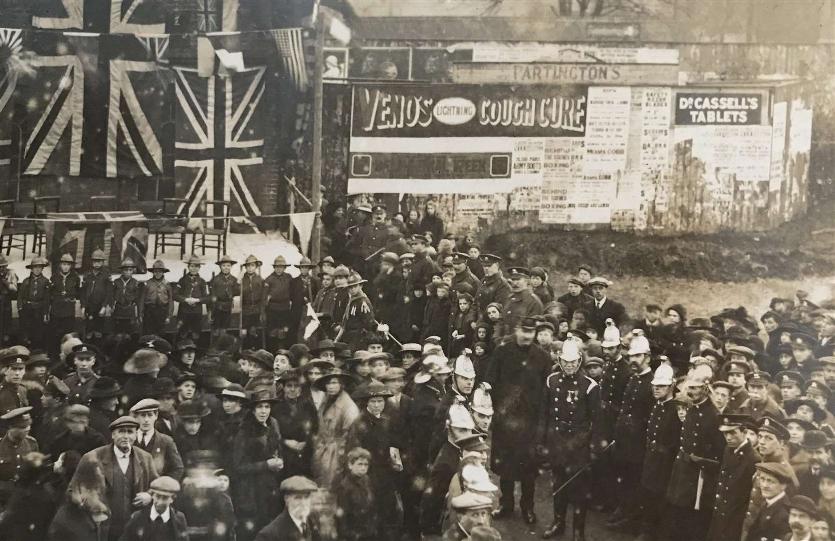 A welcoming party for Donald Dean VC at Sittingbourne Station. Picture courtest of: Alan Amos (6215599)