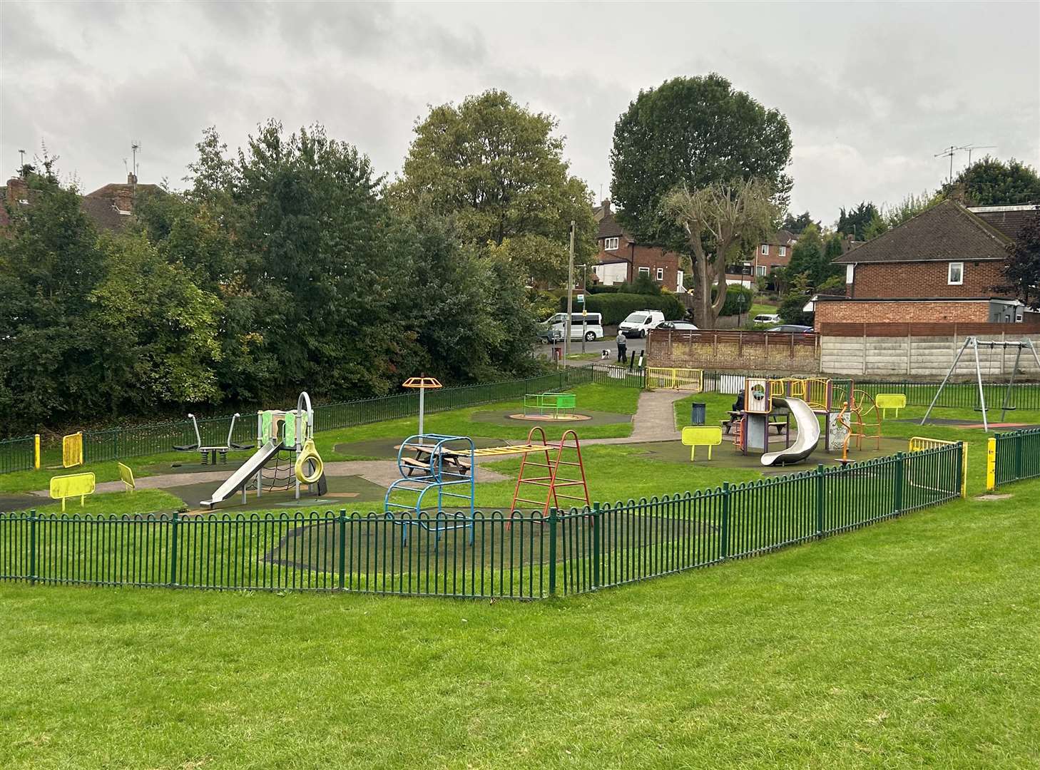 Police Sergeant Simon Ince admitted stripping naked and masturbating in a wooded area near a play park in Vale Drive, Chatham