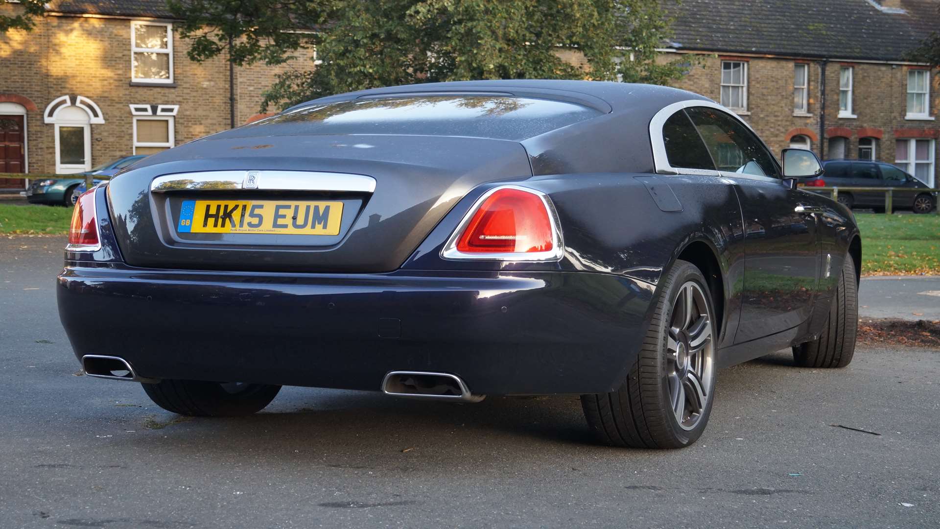 The Wraith looks like a coupe, but behaves like a limousine