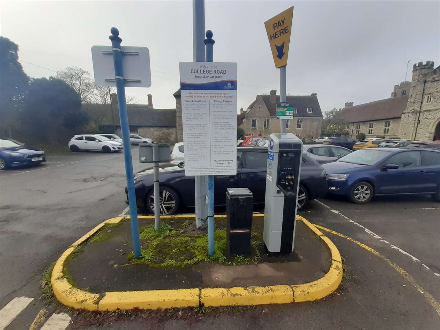 A surviving pay machine in College Road car park