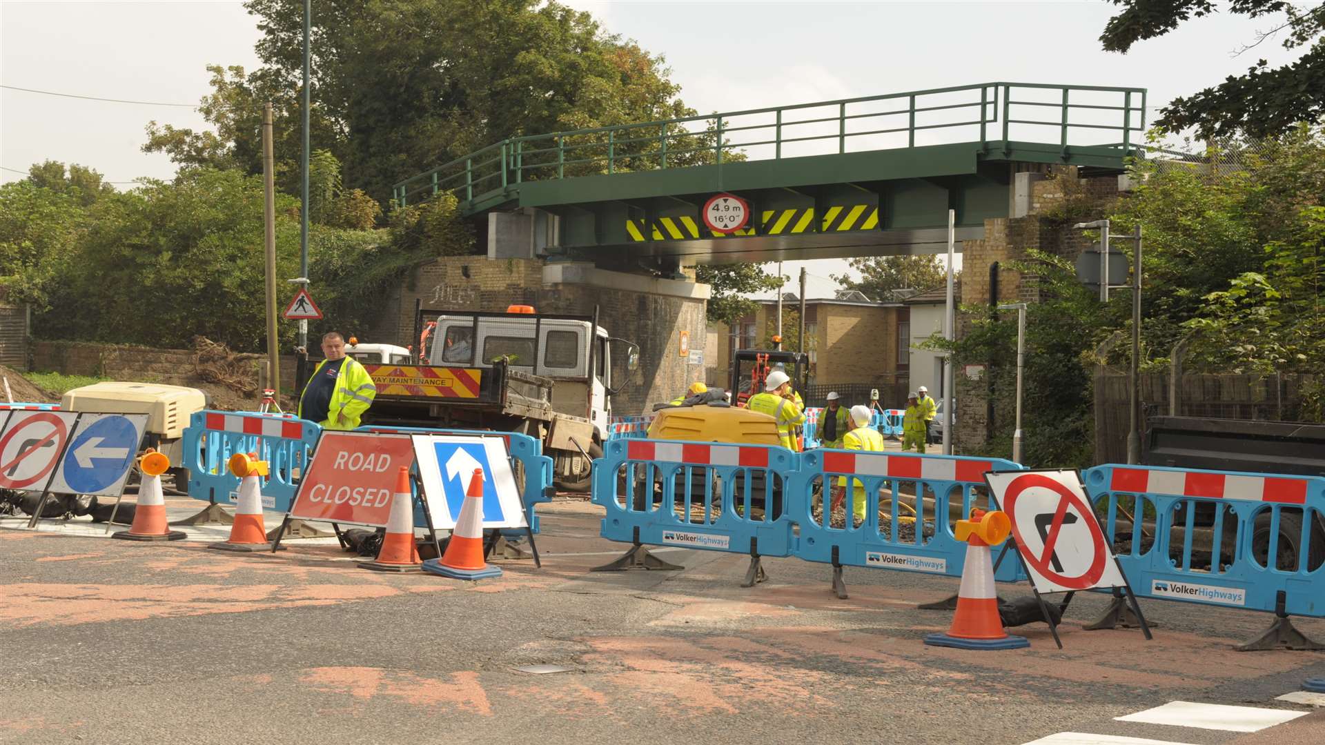 Work at Darnley Arch, Strood