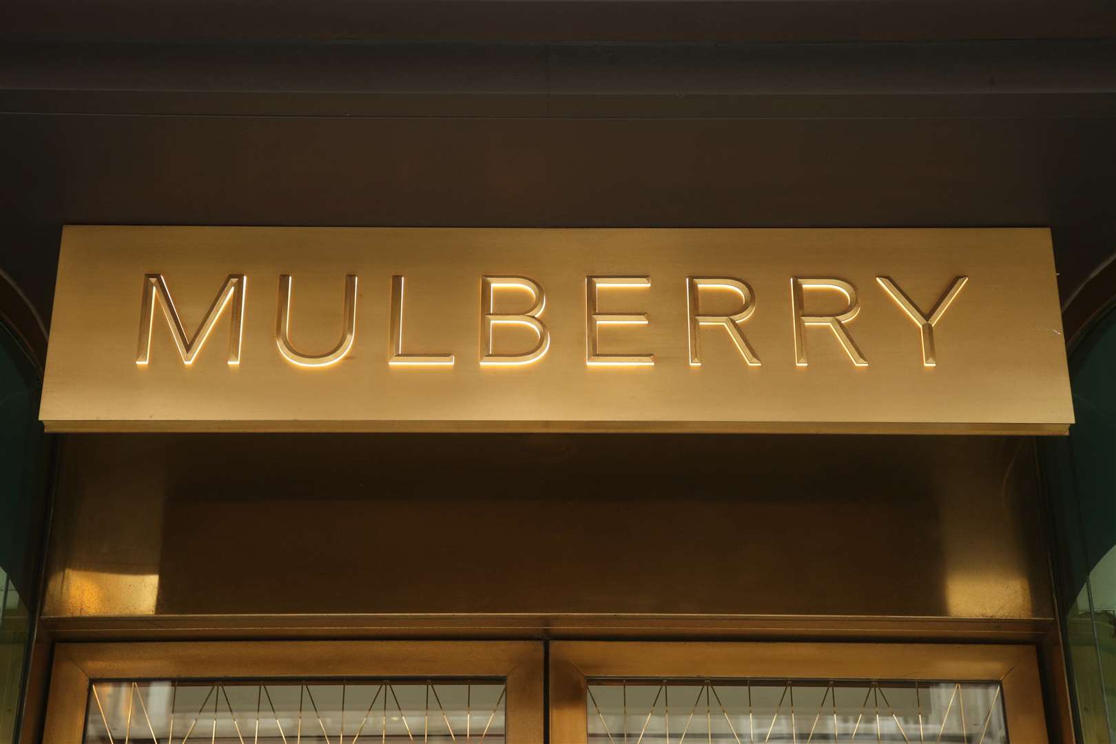 Mulberry axes head office jobs in ‘rebuild’ after sales plunge