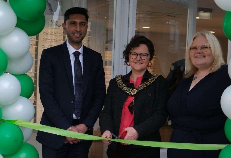 Sevenoaks Specsavers moves to opposite side of High Street in £500k upgrade