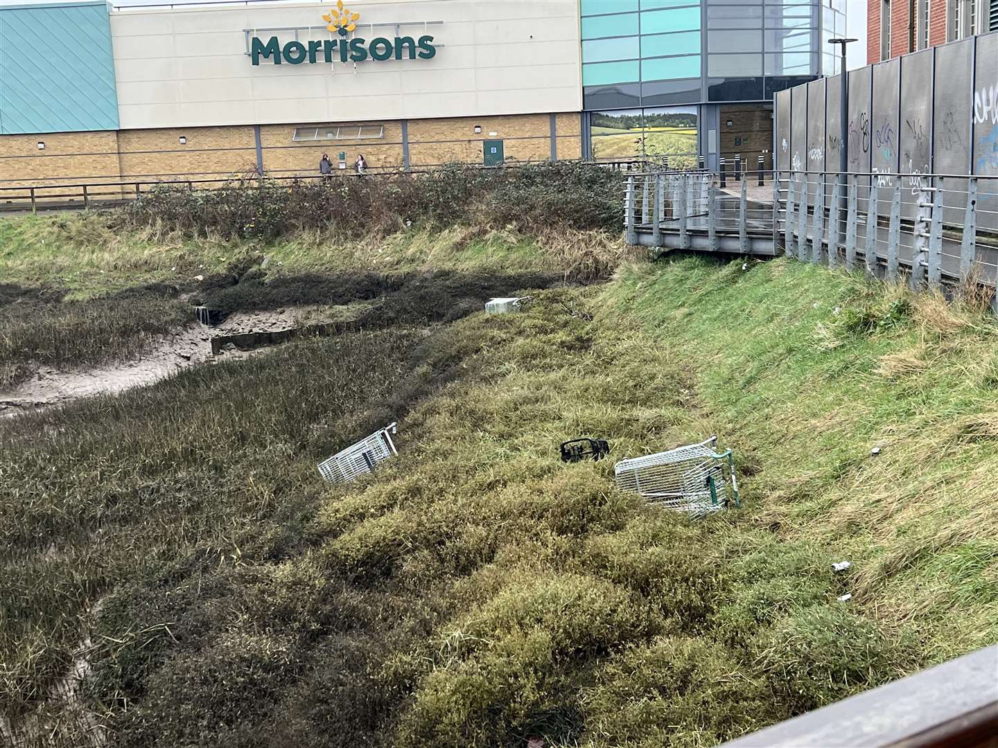 Jane's Creek, Strood