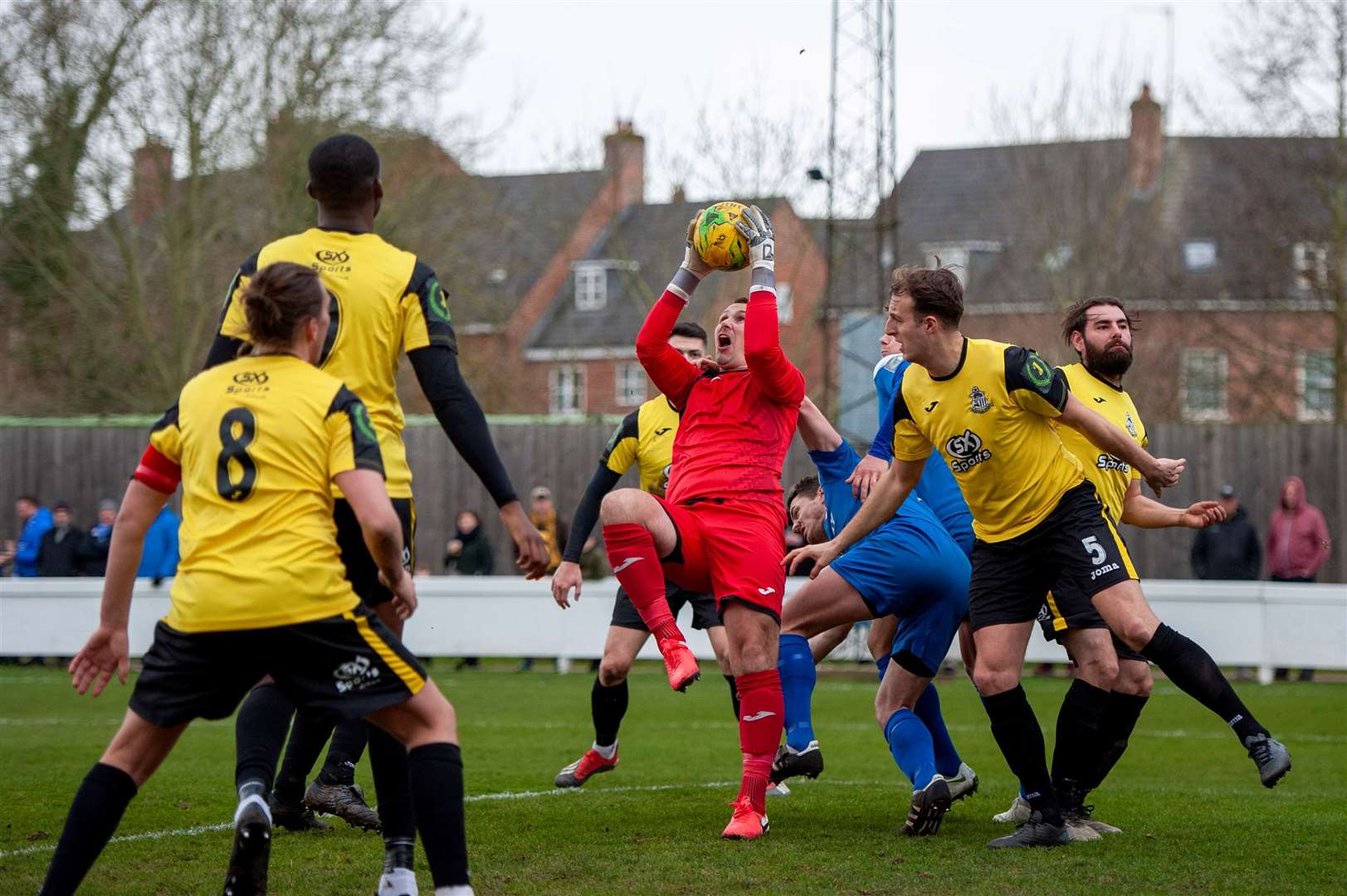 New Sittingbourne keeper Bobby Mason in action for one of his former clubs, Great Wakering Rovers Picture: Neil Dady