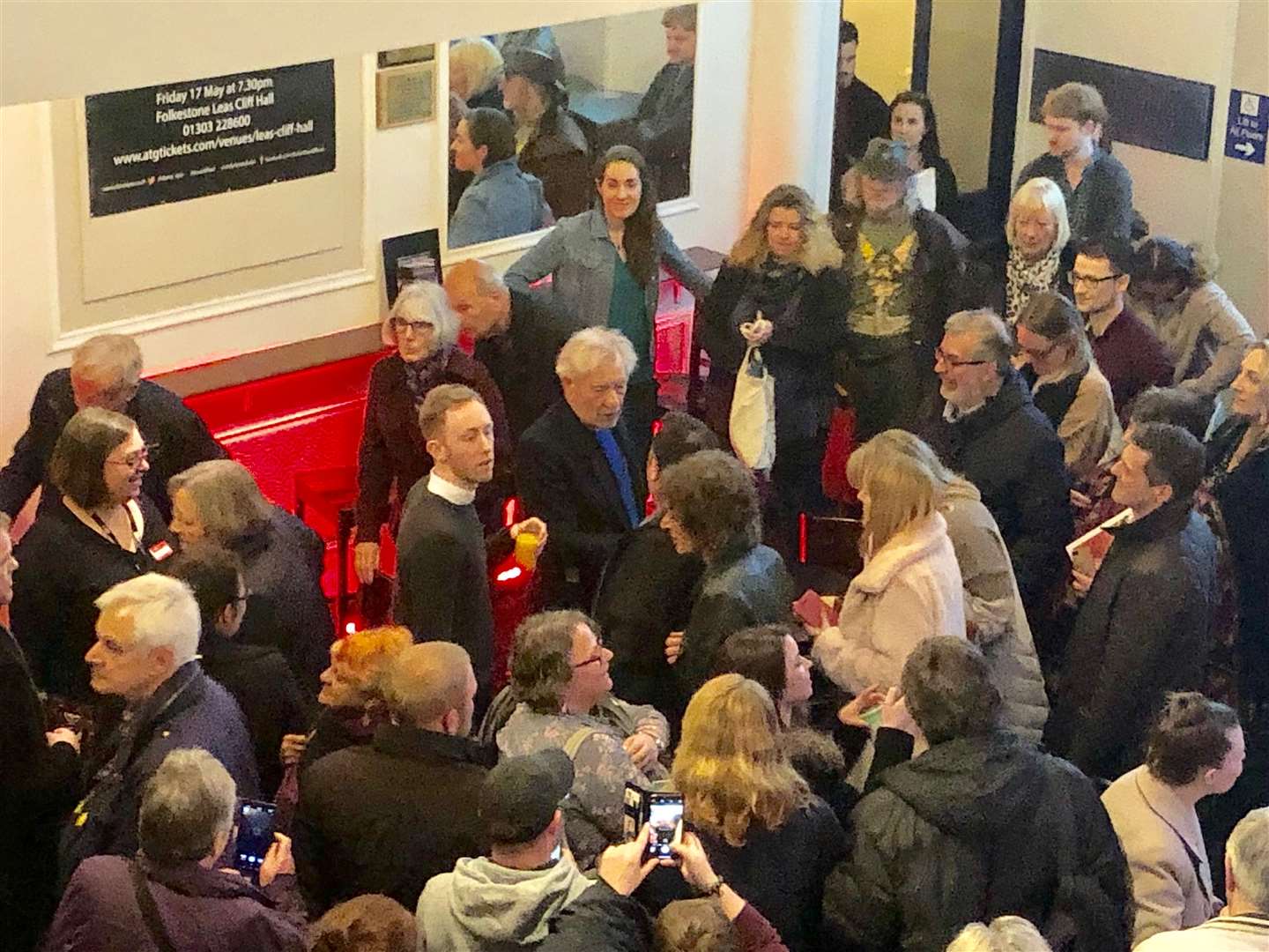 Sir Ian McKellen meets fans in the Leas Cliff Hall foyer (8251905)