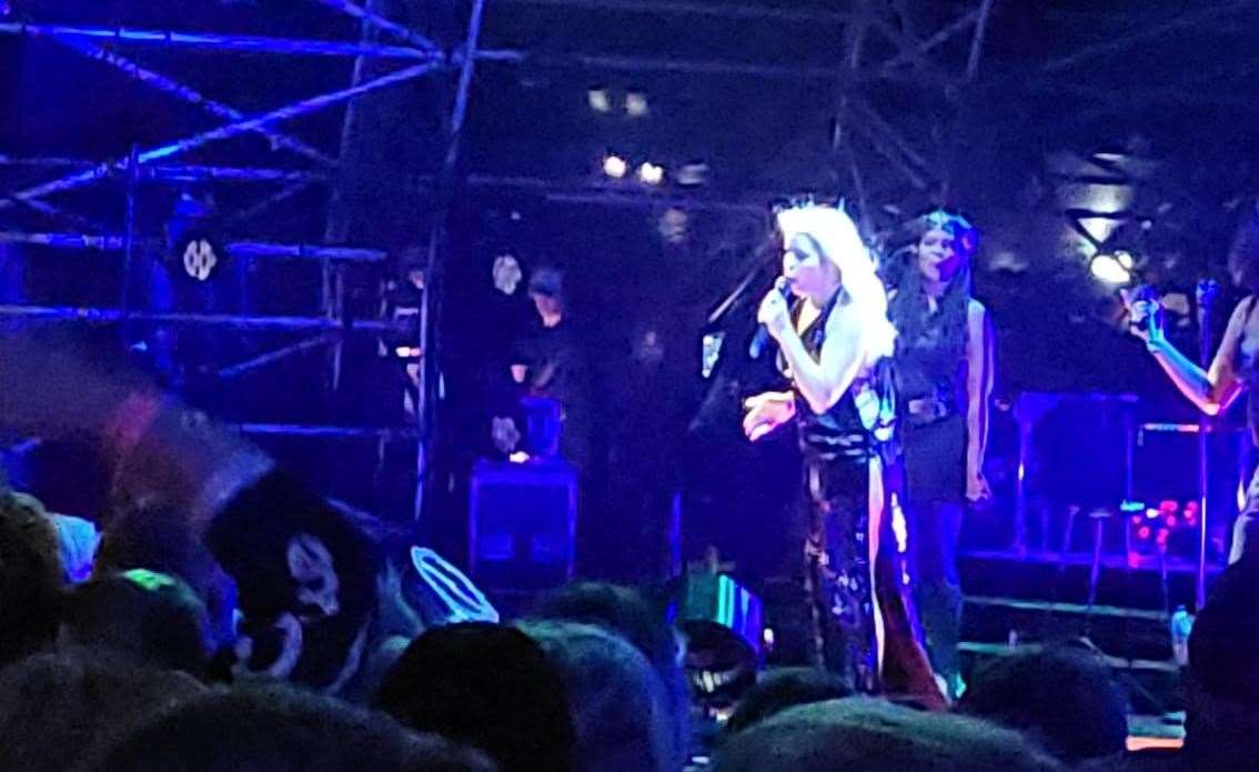 Paloma Faith didn't disappoint fans when she performed on stage at Dreamland