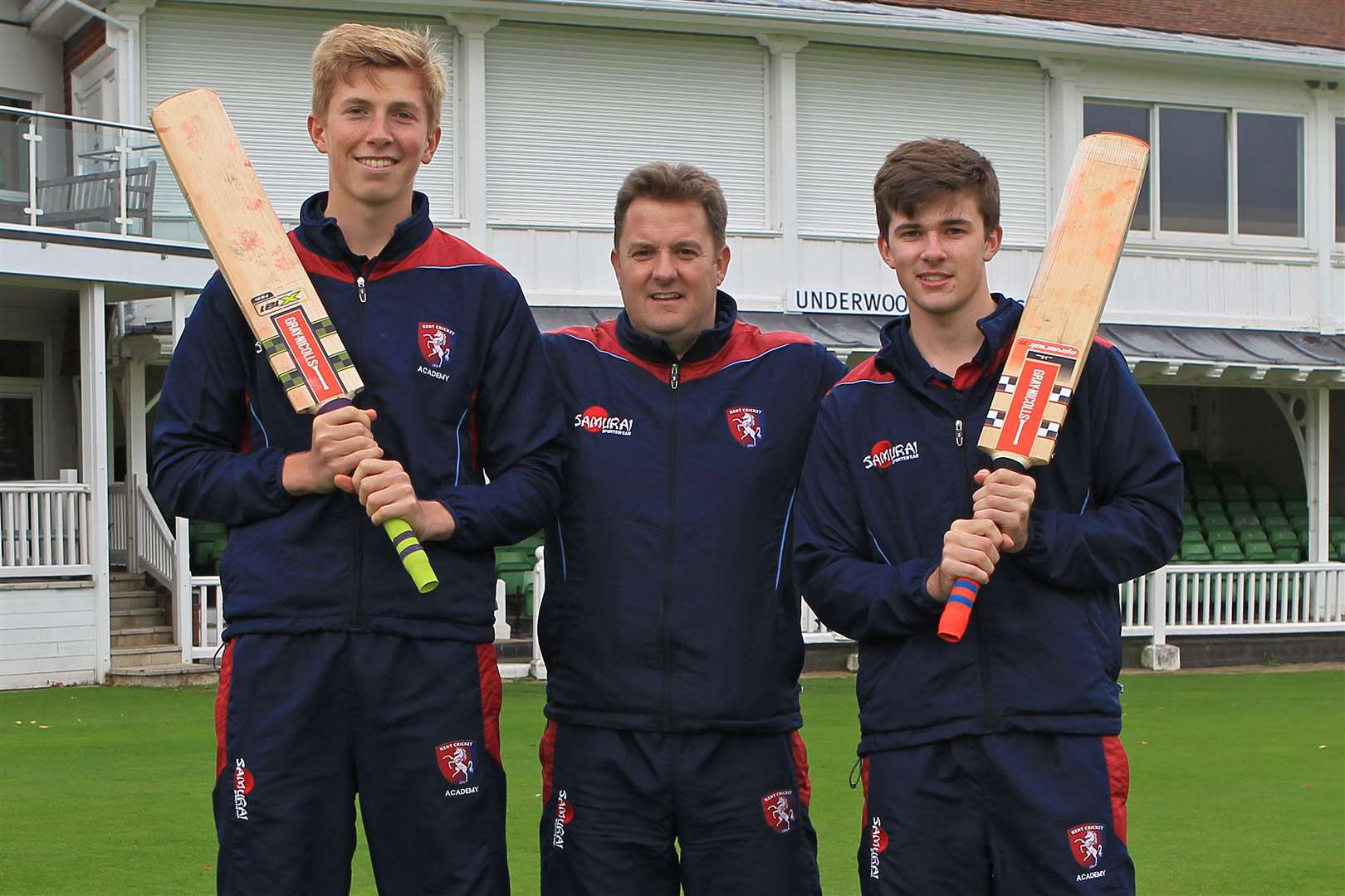 Kent Academy graduates Zak Crawley and Marcus O'Riordan , both from Tonbridge School, pictured with Simon Willis Picture: Sarah Ansell
