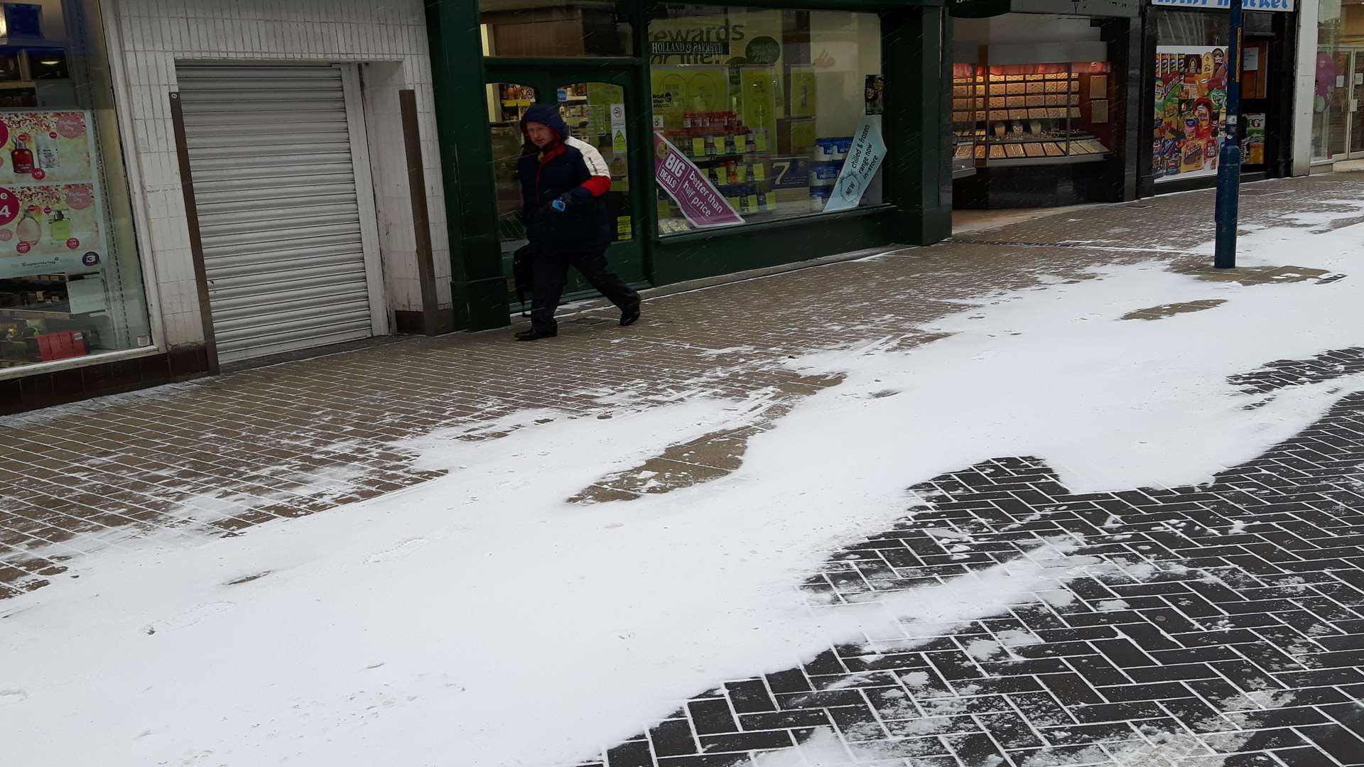 Poodle from the East. Little snow affected Dover, as shown in Biggin Street