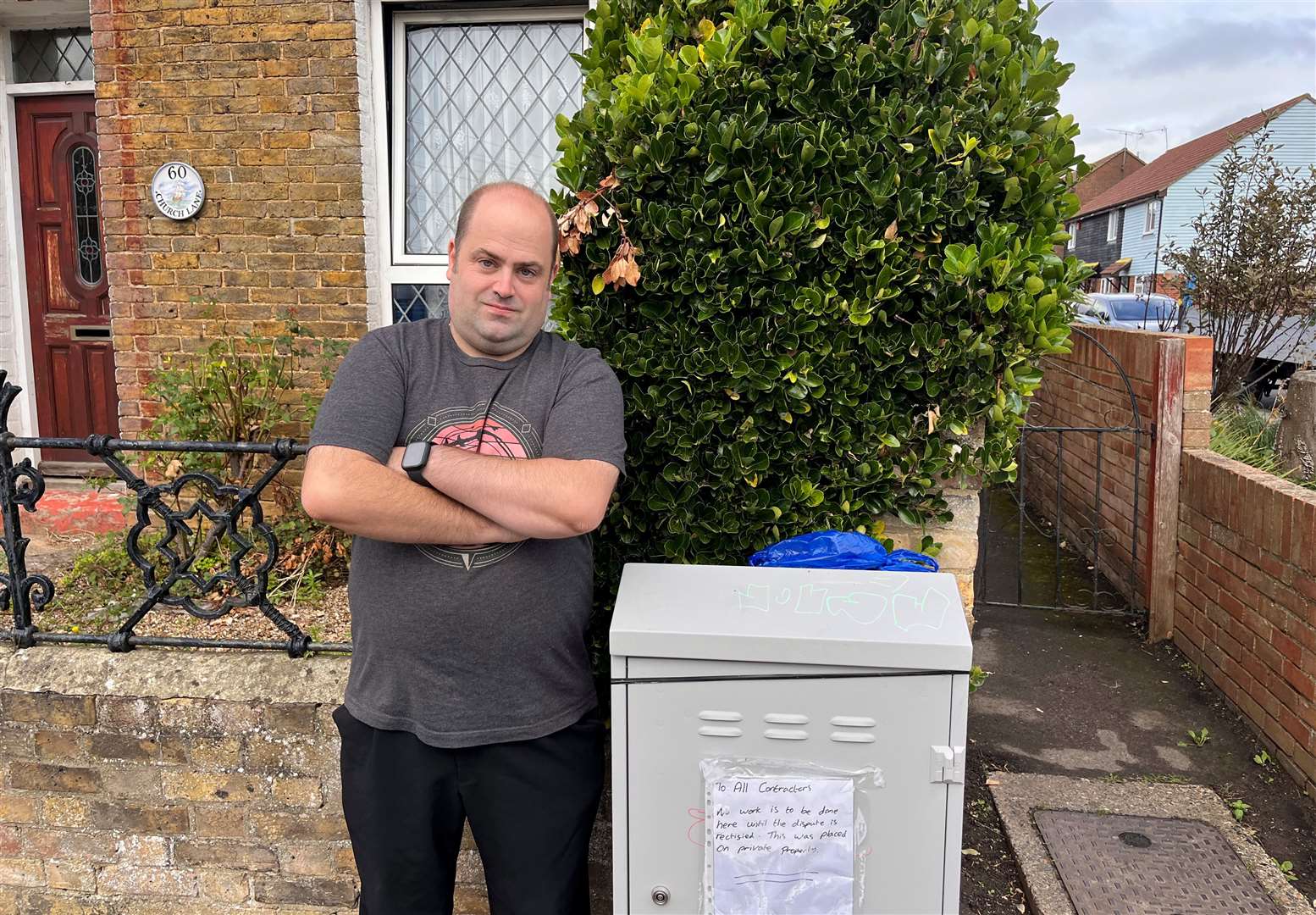 He has put a sign on the box which says: ‘To all contractors, no work is to be done here until the dispute is rectified. This was placed on private property’