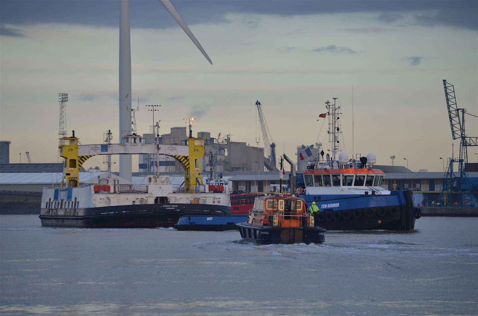 The old ferry the Earnest Bevin being towed away to be scrapped @jasonphoto