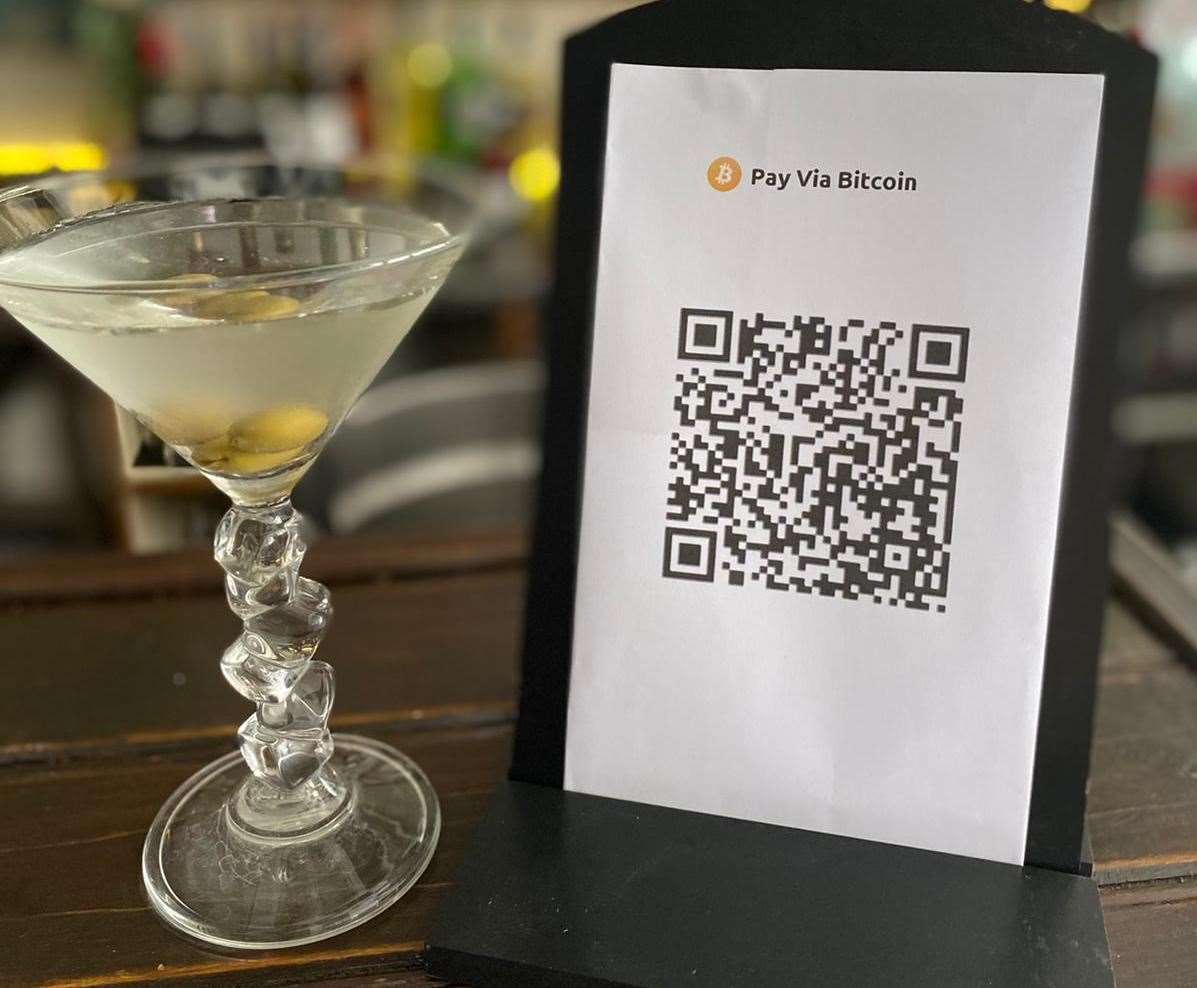 Le Bar À Cocktails Soiree À Faversham Accepte Désormais Les Paiements En Crypto-Monnaie.  Photo: Oliver Branson-Cole