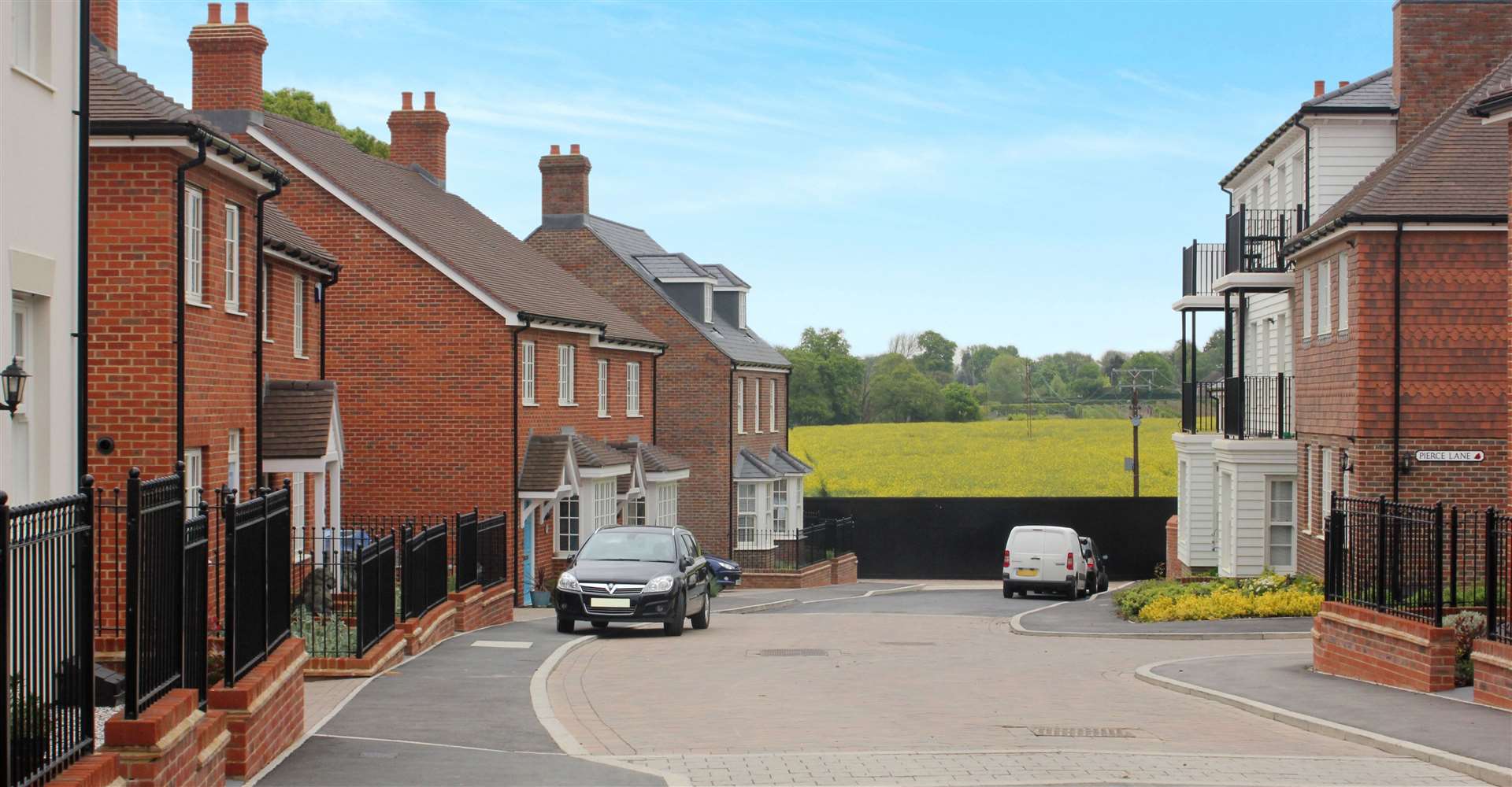 Although these homes are located in the rural countryside, Tenterden offers quick easy connections.