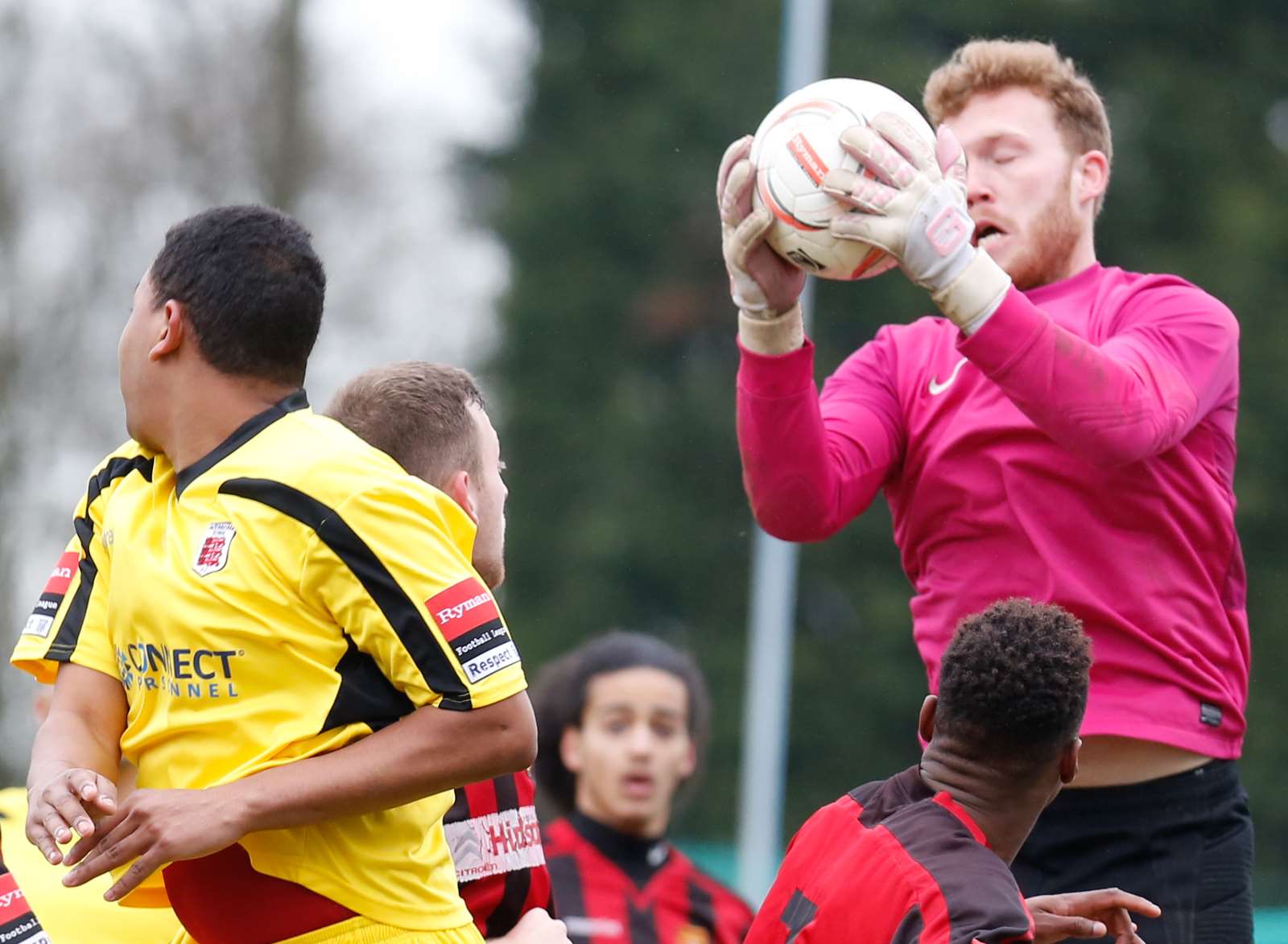 Sittingbourne FC goalkeeper Adam Molloy staying with Ryman League ...