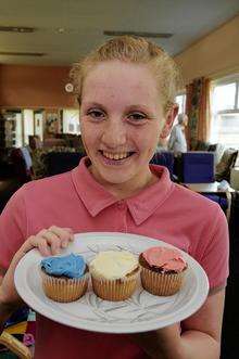 India Ribbans with cakes