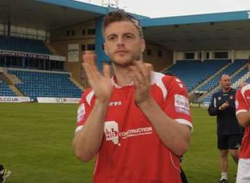 Shane Huke applauds the fans after the Kent Senior Cup final Picture: Steve Crispe