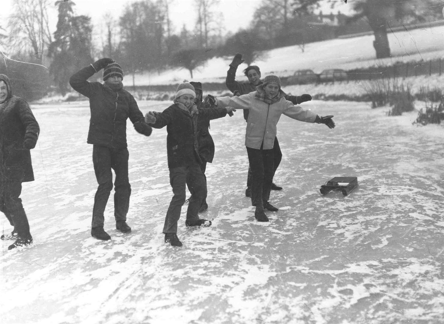 Youngsters make the most of the weather in Maidstone's Mote Park