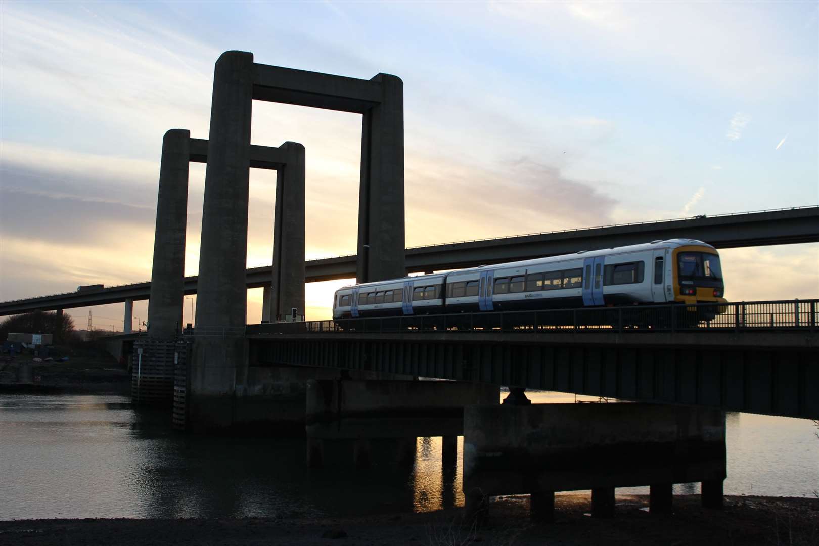 A train crossing the Kingsferry Bridge, Sheppey. Stock photo: KM John Nurden (52453610)