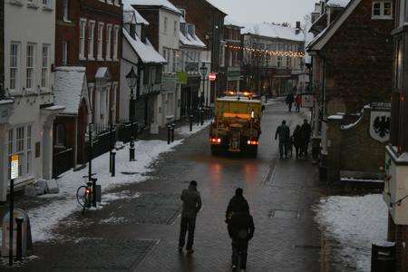 Gritter at work in North Street, Ashford