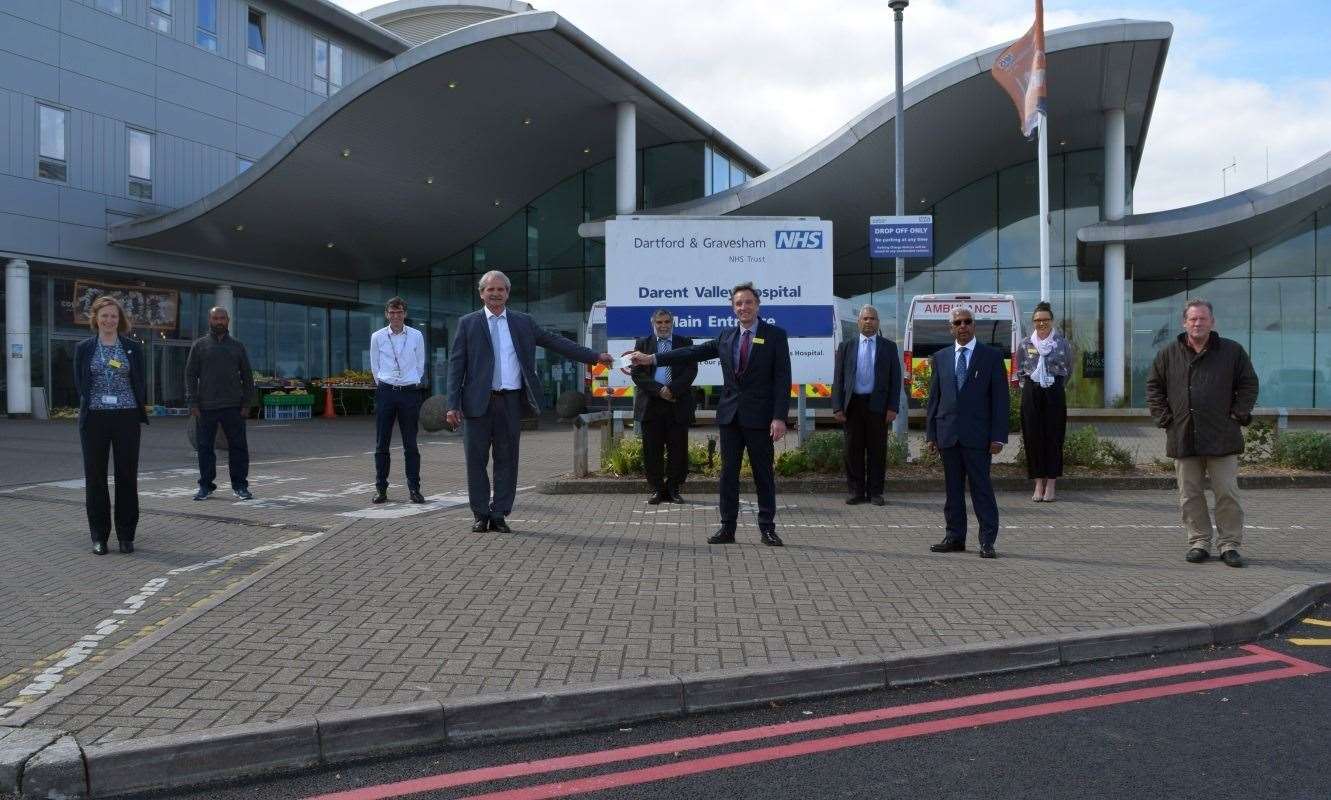 Peter Coles, and members of Darent Valley Hospital's executive team meeting the gurdwara committee president, Dalawer Singh Bagha, Gravesham Mayor Cllr Gurdip Bungar and Gravesend MP Adam Holloway. Picture: DVH Facebook page