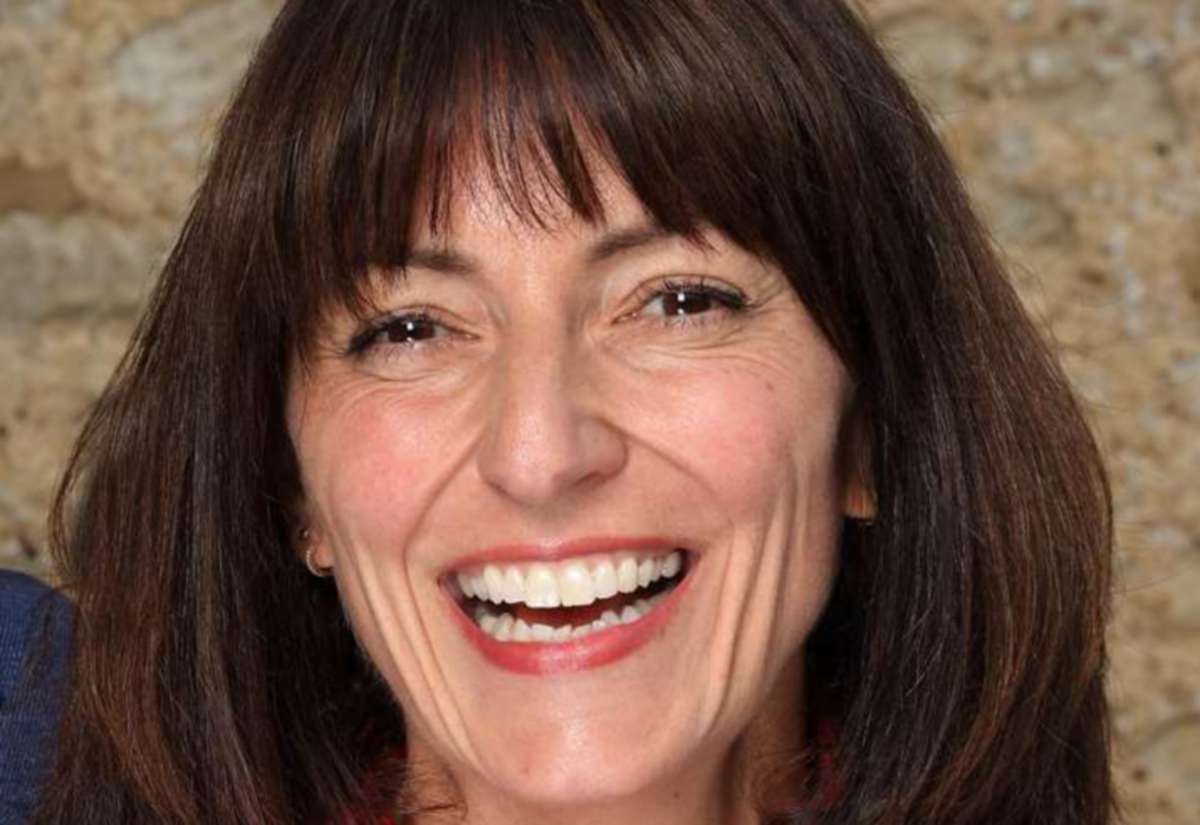 Kent TV presenter Davina McCall to undergo brain surgery