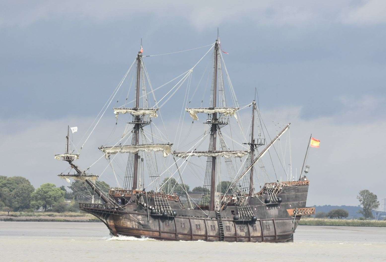 The Galeón Andalucía was seen sailing along the River Thames. Picture: Jason Arthur