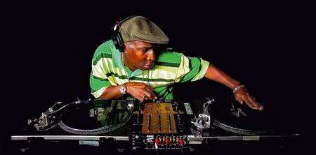 Grandmaster Flash (Joseph Saddler)