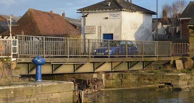 Campaigners want Faversham Creek to have a permanent bridge once more