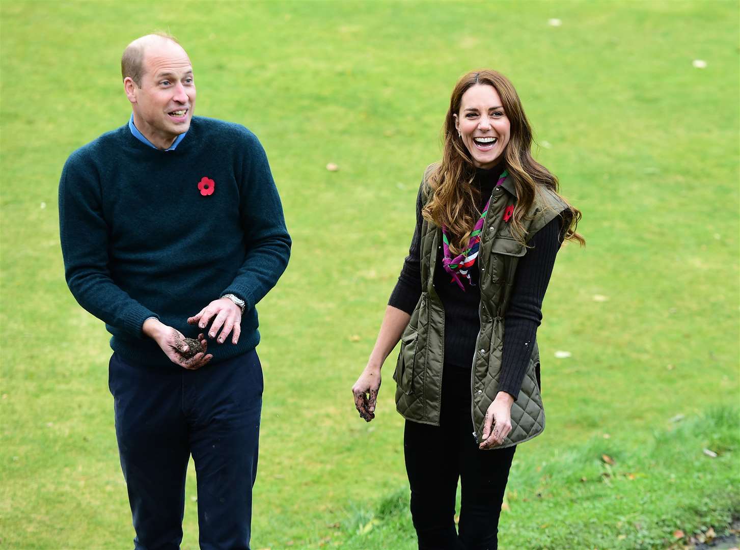 The Duke and Duchess of Cambridge threw seed-bombs as they met members of the Scouts in Glasgow (Victoria Stewart/Daily Record)