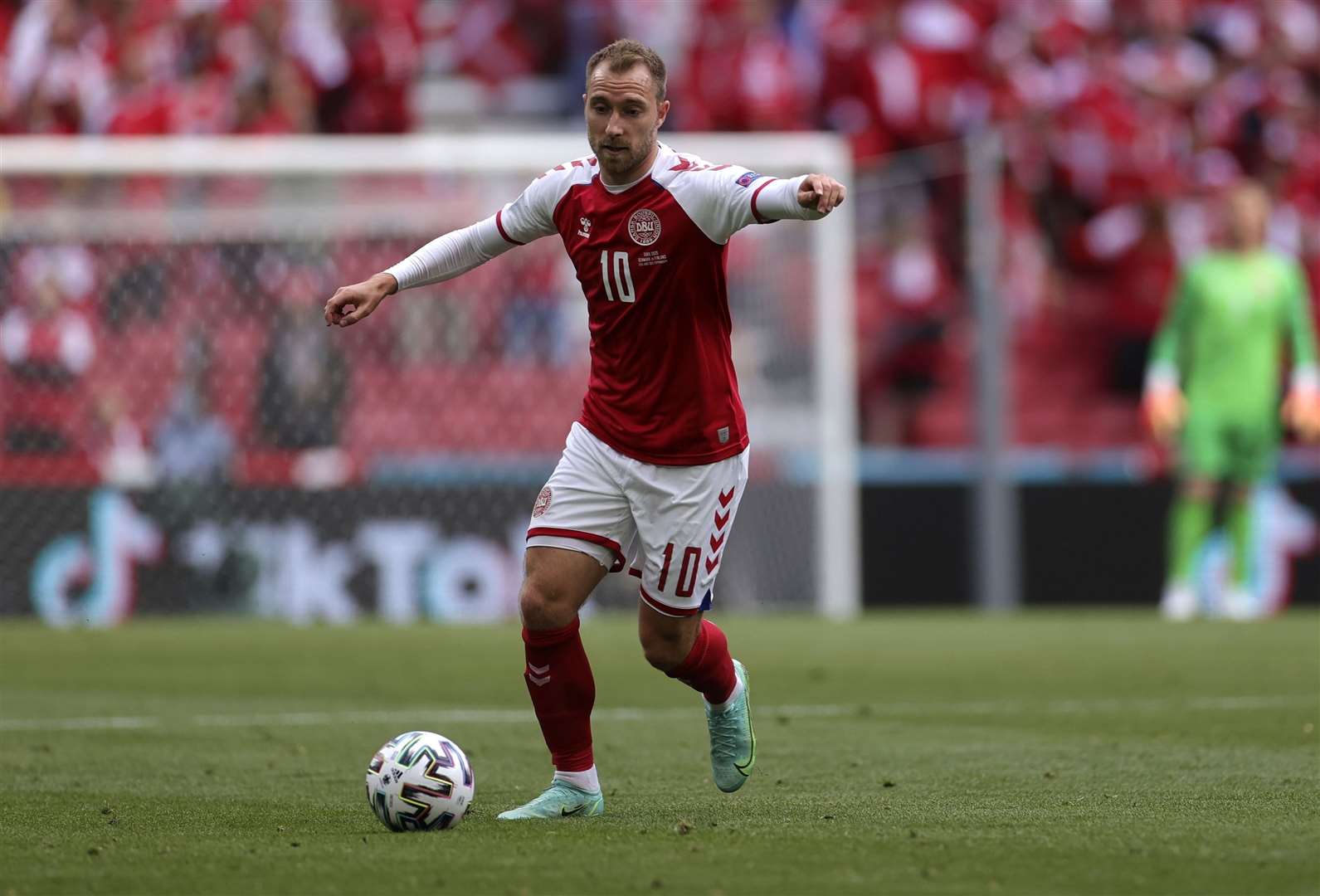 Eriksen in action early in the match (Wolfgang Rattay/Pool/AP)