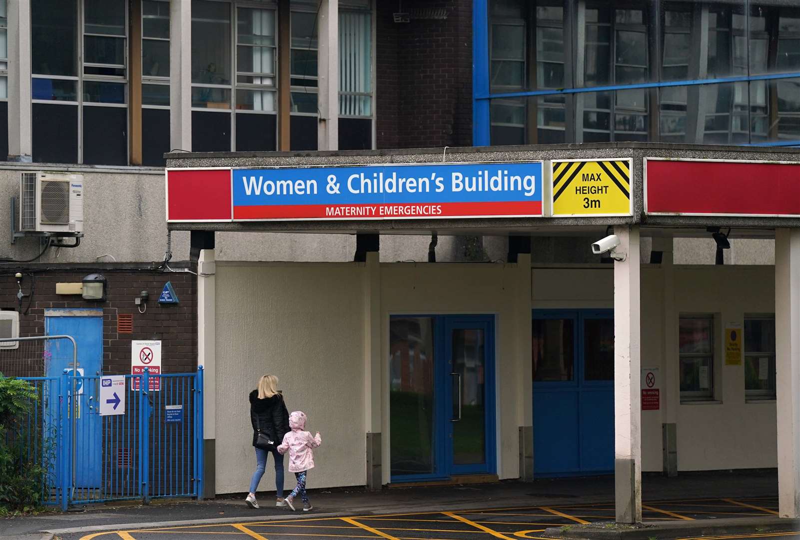 The parents of twins Child L and Child M have criticised the then management at the Countess of Chester hospital (Jacob King/PA)