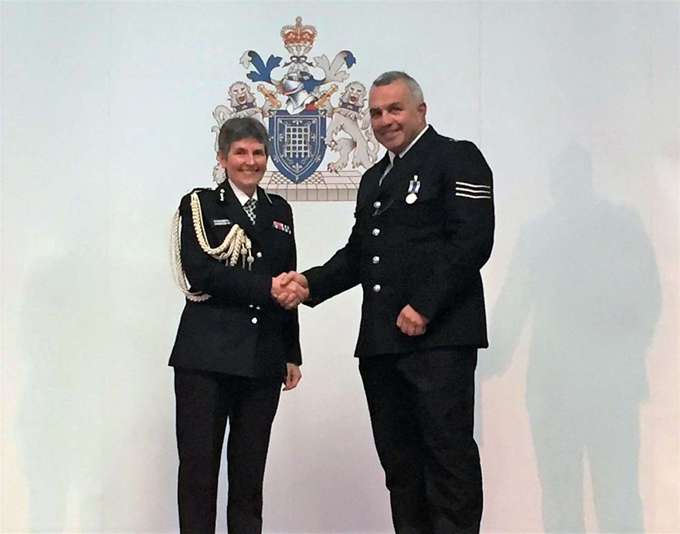 Sergeant Matt Ratana receiving a long and good service medal from the Commissioner Cressida Dick in May 2017 (Met Police/PA)