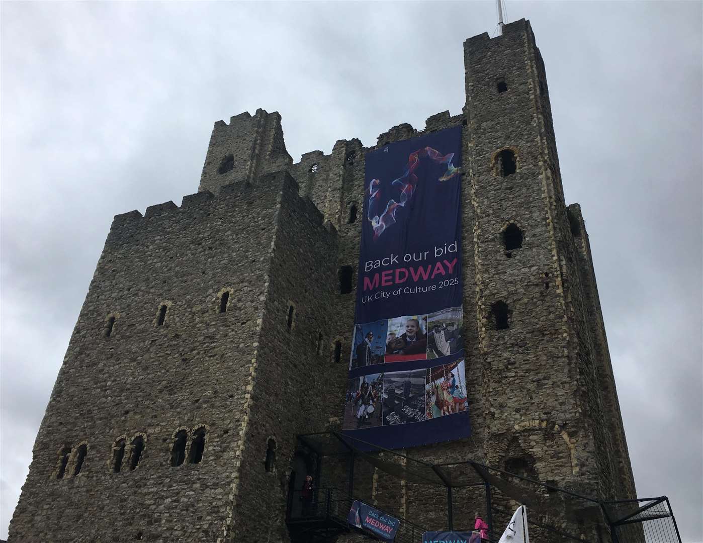 A huge banner plugging the bid has been draped over the side of the castle