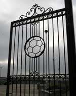 The floodlights at Princes Park failed to illuminate the whole ground