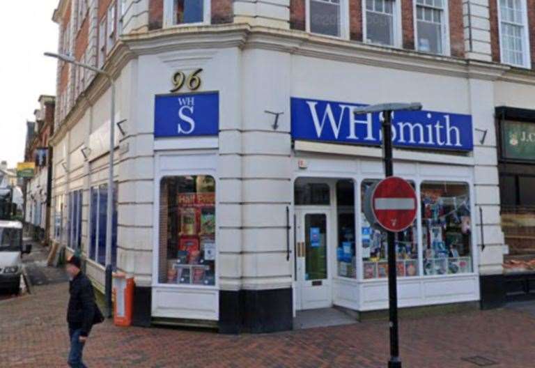 Burger King submits plans to take over WH Smith next to Wetherspoons in ...