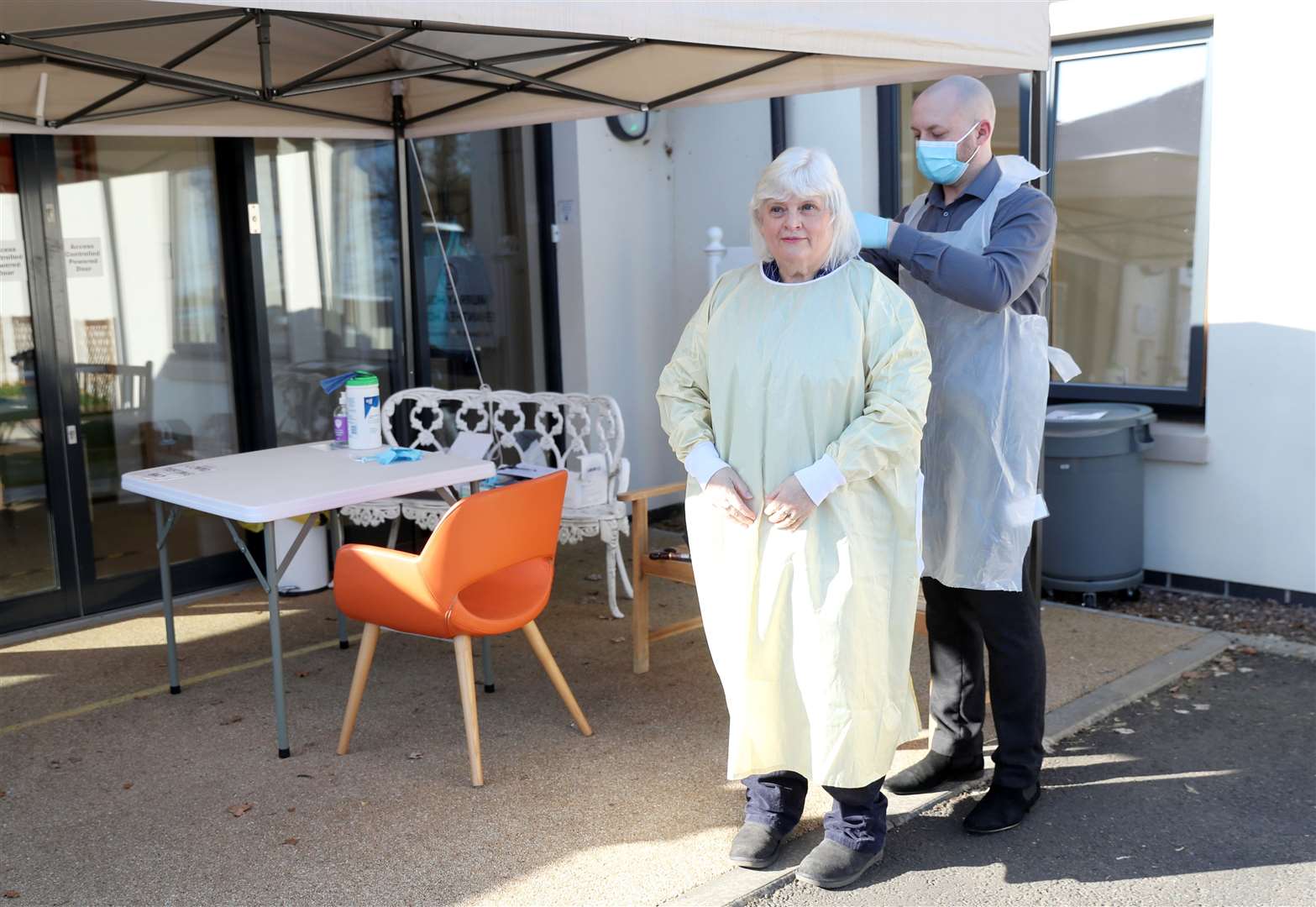 Fiona Scott prepares to visit her mother (Russell Cheyne/PA)