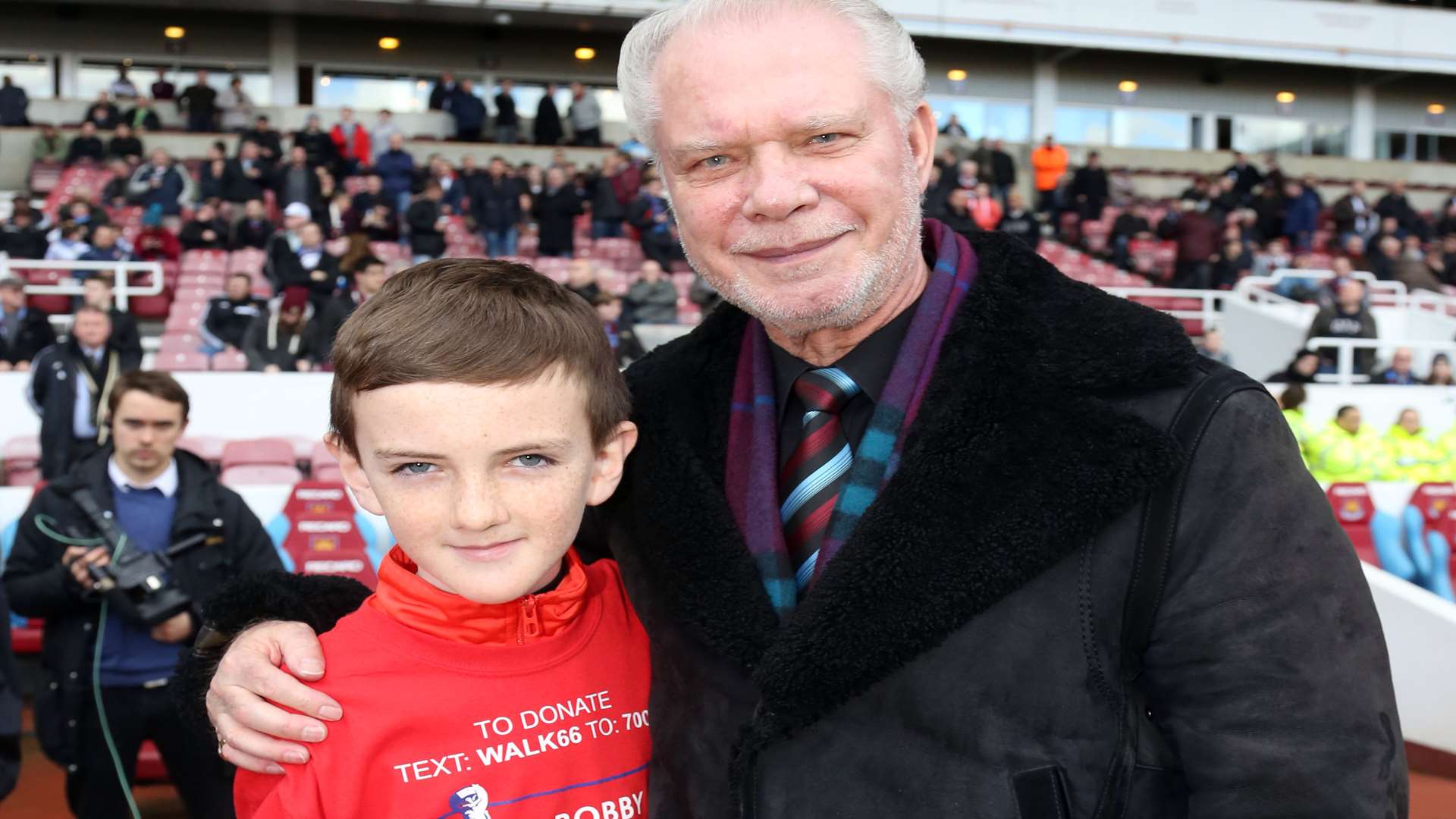 Jonjo with West Ham chairman David Gold