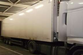 The immigrants were caught in a refrigerated lorry
