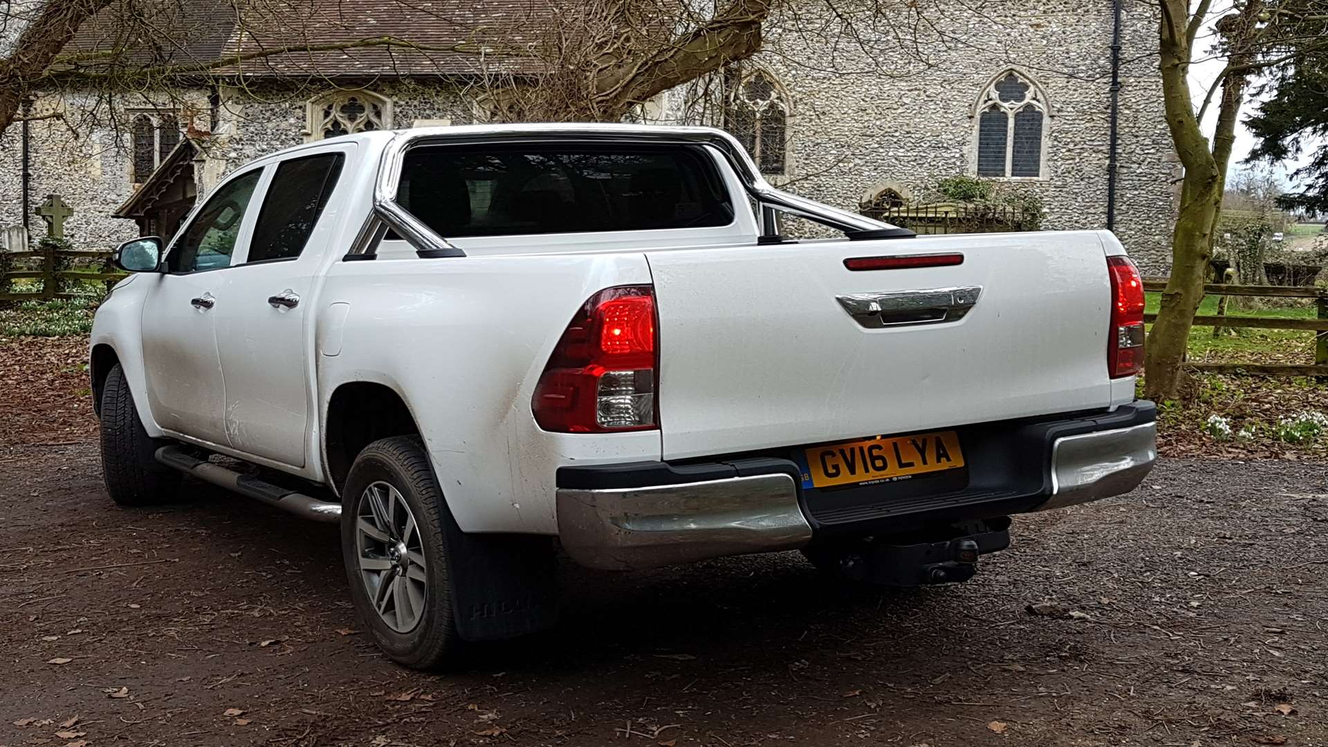 The ride is decent on smoother roads but the Hilux can wallow about a bit on broken surfaces