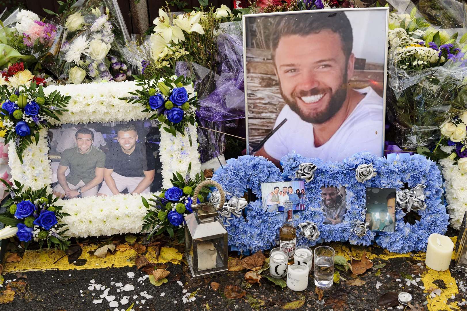 Flowers for George Barker, who died at Double K Gym in Stable Lane, Bexley, last week after being stabbed.Picture: Andy Payton FM4590928 (3716575)