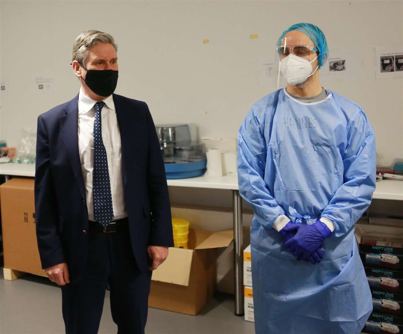 Labour leader Sir Keir Starmer views the Covid-19 testing facilities during a visit to Heathrow Airport (Ian Vogler/Daily Mirror/PA)