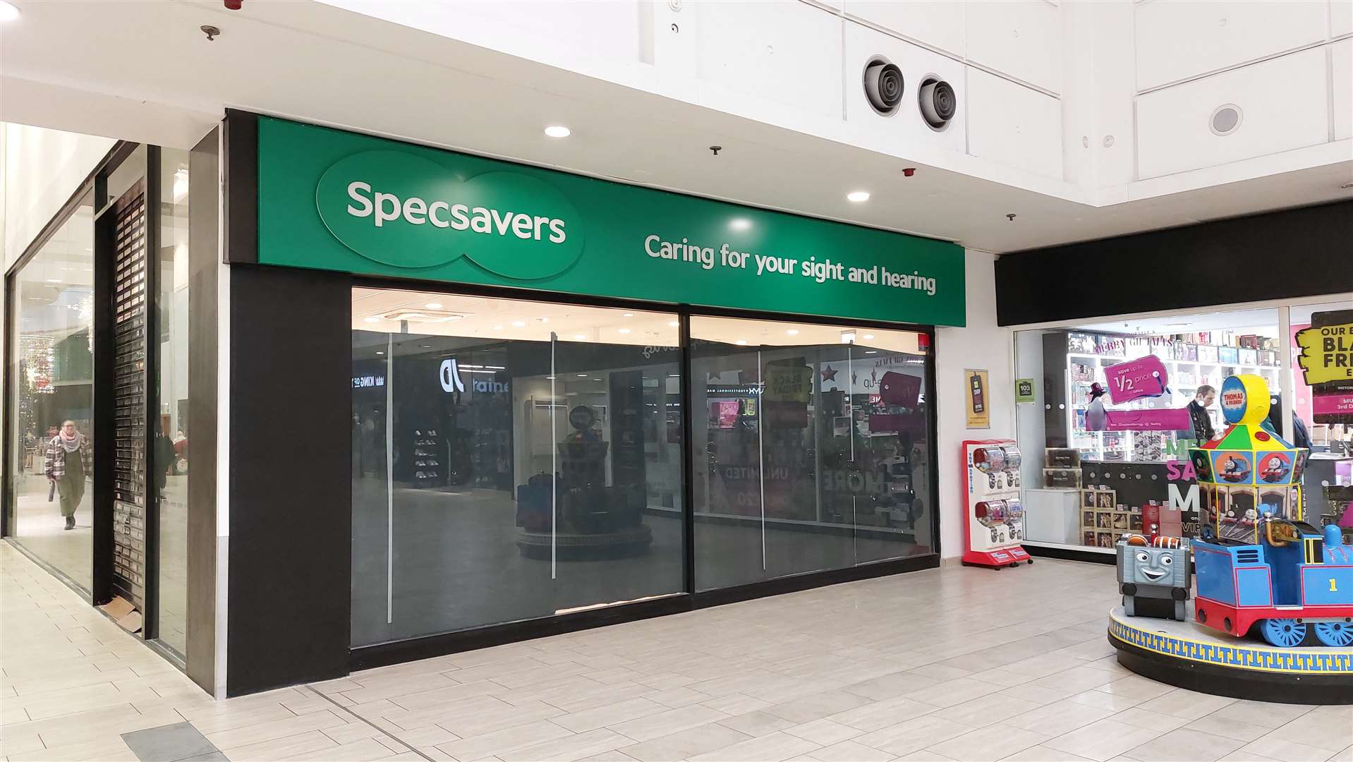 Specsavers is preparing to move into the former Waterstones unit in County Square