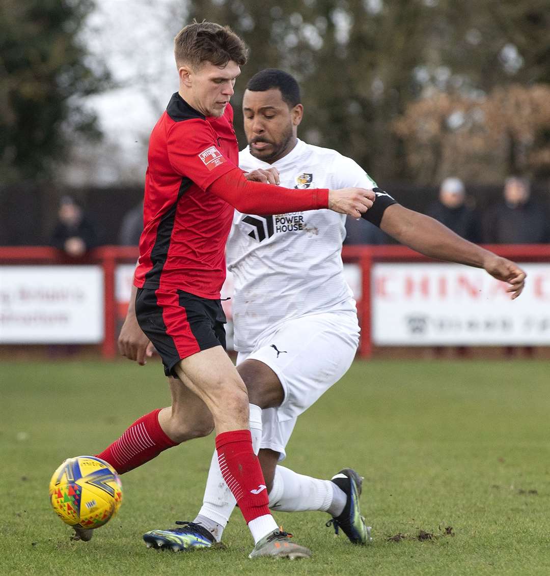 Keiran Murtagh, right, is being put through his paces by Dartford boss Alan Dowson. Picture: Mecha Morton